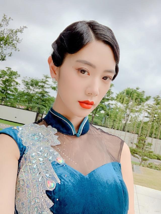 乐趣直播 ios 暗夜女王